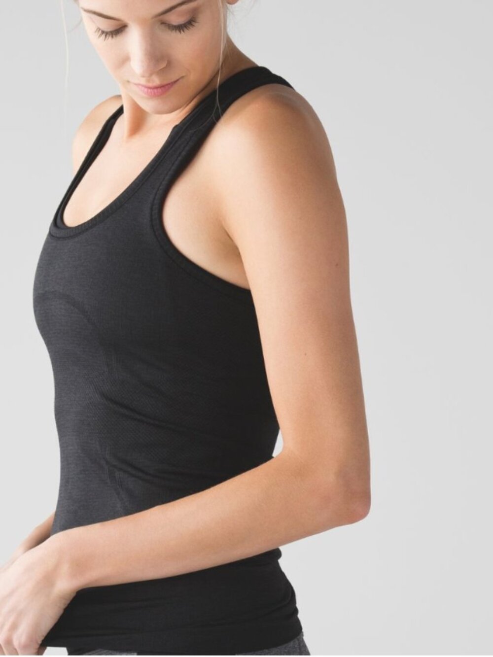 Lululemon Women's Size 2 Black Swiftly Tech Racerback Tank Top